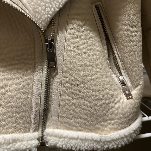 CIDER Faux Shearling Solid Contrasting Collar Jacket - Picture 9 of 10